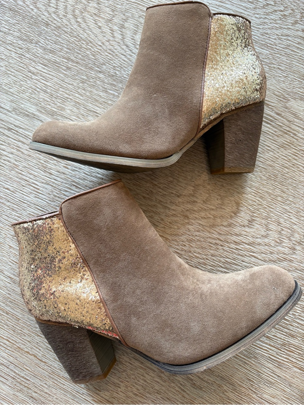 NWT Wanted Suede And Sparkles Ankle Boots In Tan And Gold